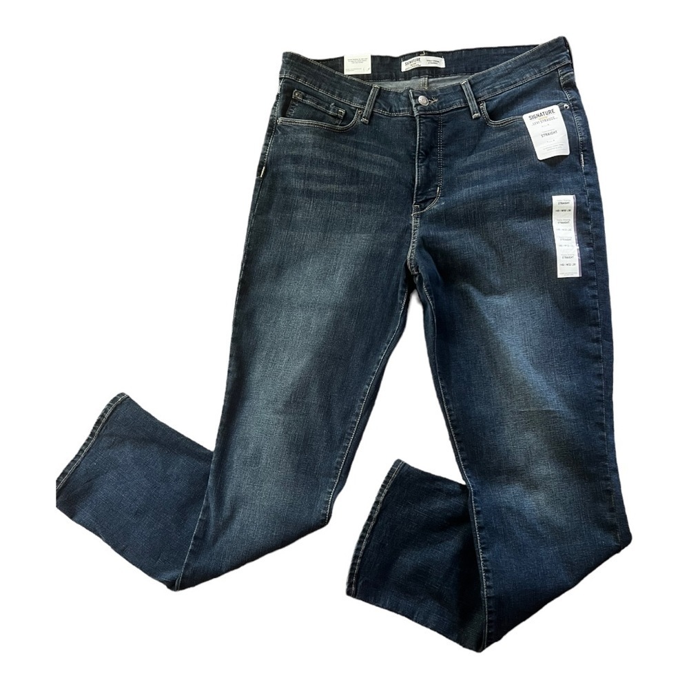 LEVI’S signature gold totally shaping straight jeans size 14S/w32/L30 new w/ tag